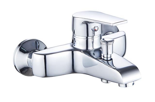 Bath/shower faucet